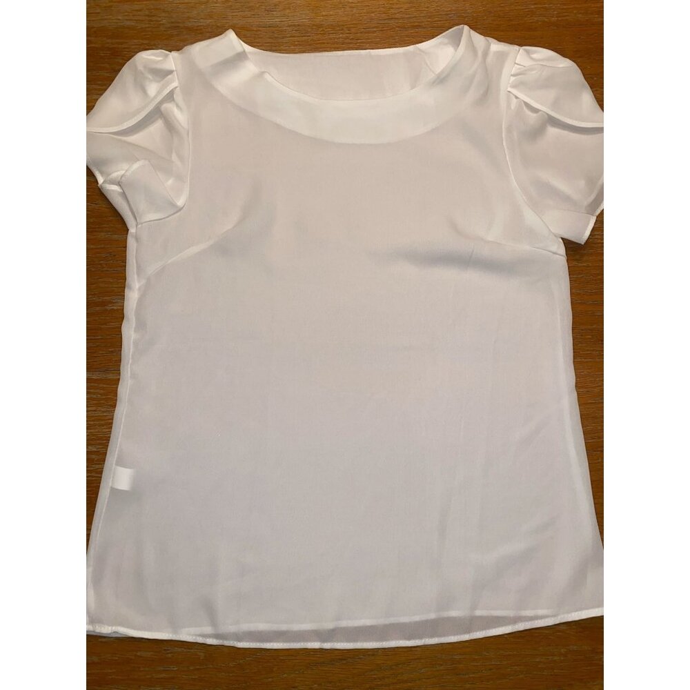 White Short-Sleeve Blouse With Puff Shoulders